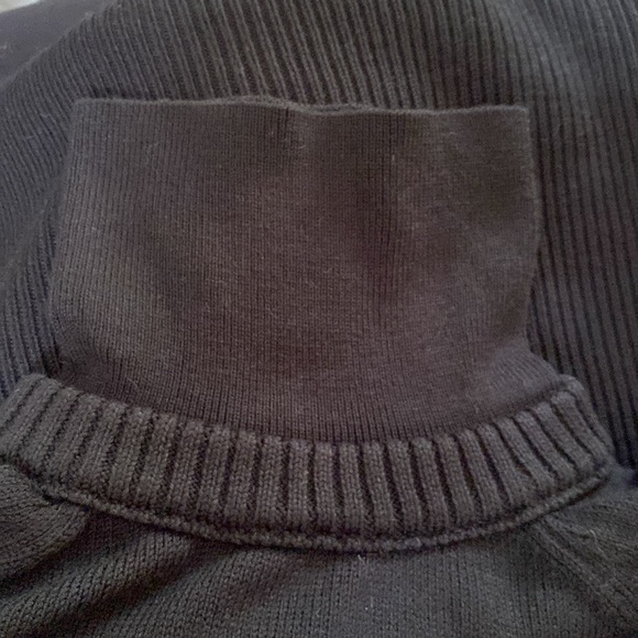 ATHLETA Mesa Hybrid‎ T-Neck Black Sweater size Small EUC - Picture 7 of 7